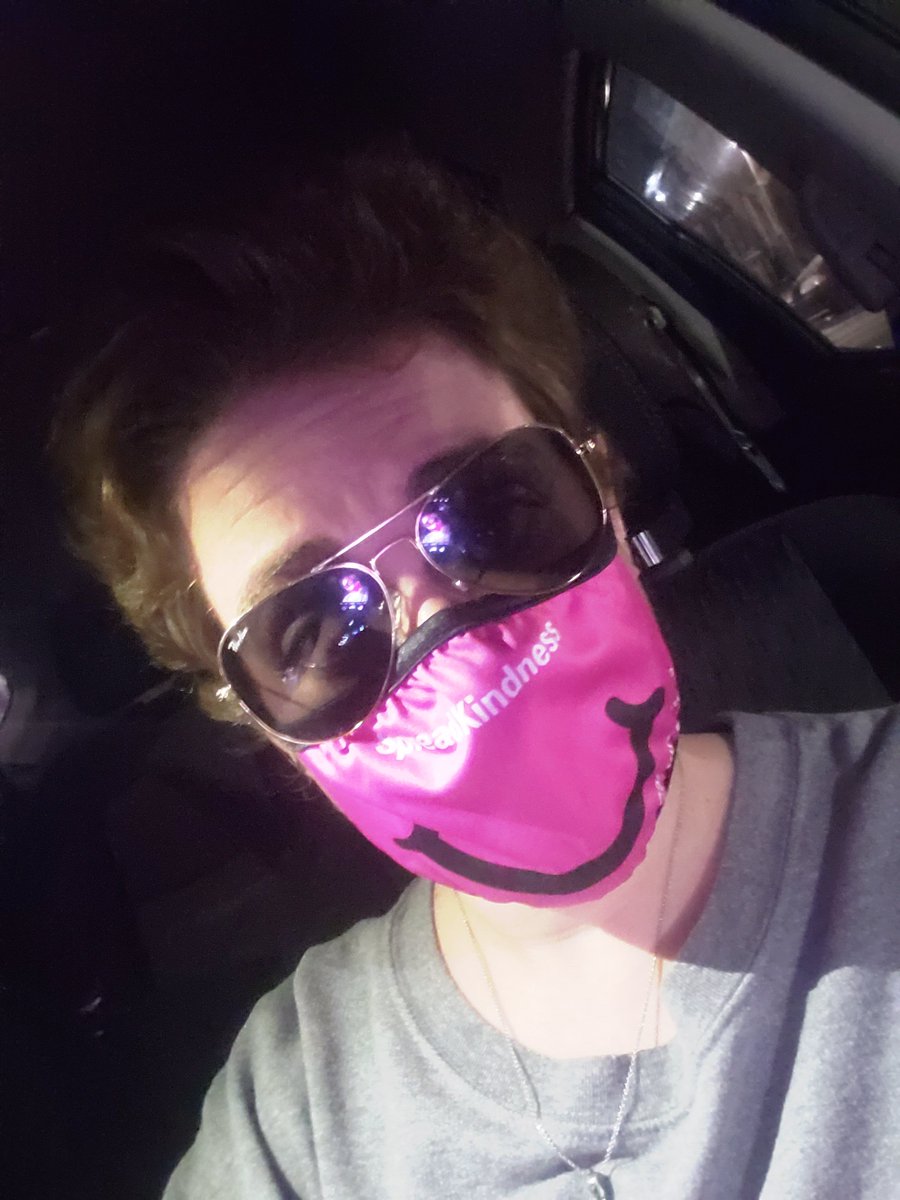 faygee18's tweet photo. A smile even though I don't feel like smiling! @TMobile #CaptureKindness #Sweepstakes https://t.co/e85SlqXTDv