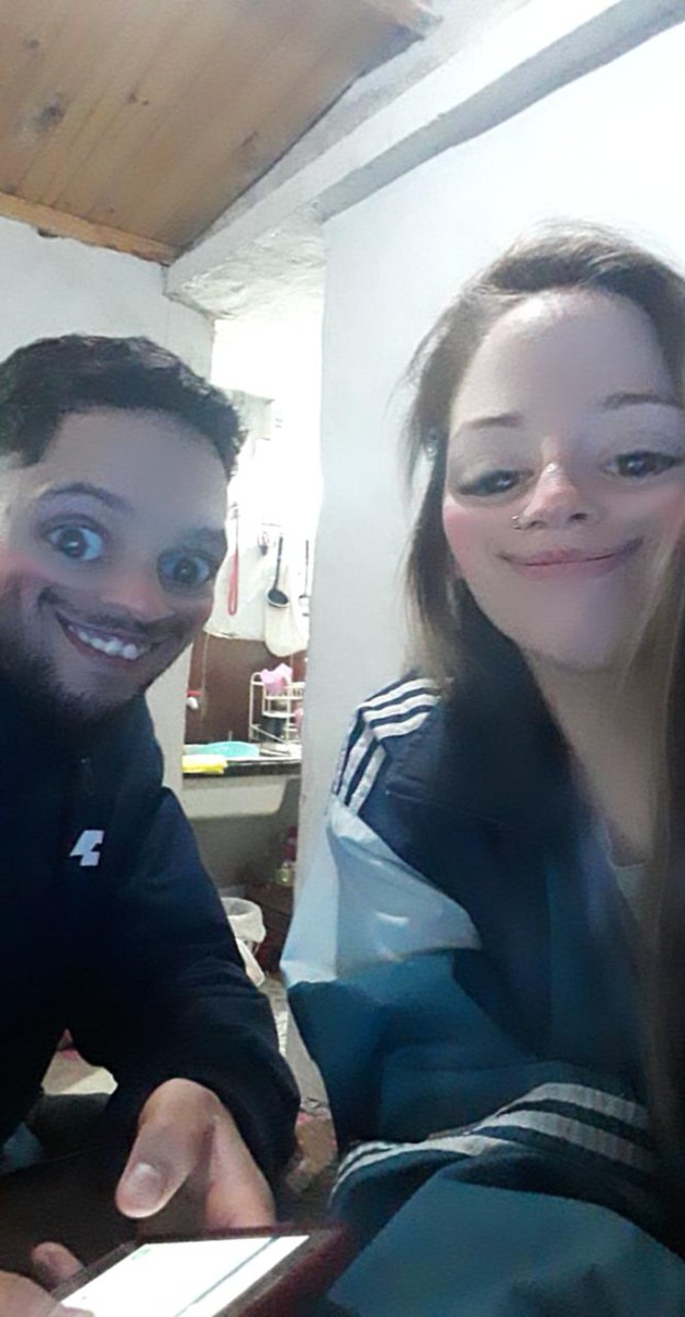 lunexbabe's tweet photo. Este ser me fue a buscar al laburo hoy y ni bien llego a saludarlo, todabia me faltaba para salir, me dice tony te extrañé mucho hoy, y nos vemos todos los dias jajajaja amigos asi quiero siempre ♡♡♡ amo las demostraciones de amor https://t.co/h4N0UKjyD8