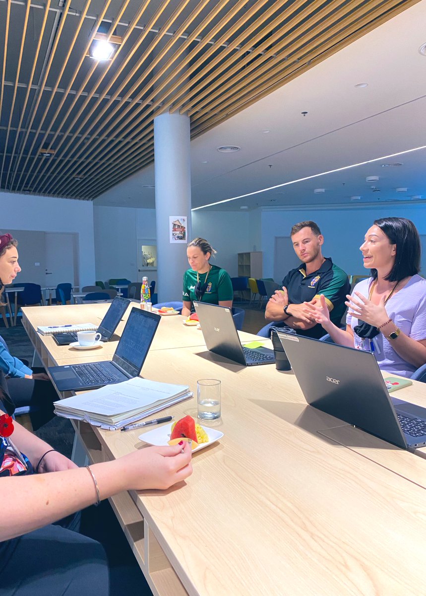 SIAInstitute's tweet image. Our biweekly Pedagogy and Pastries breakfast meeting gives colleagues a chance to discuss the latest research and thoughts around education. Plus there’s actual warm and lovely breakfast ☕️ 🍳 #teachlearnlead #weareshrewsbury #bitesizecpd