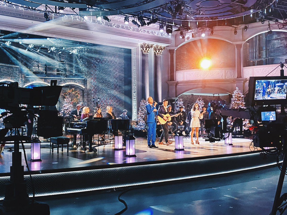 marcmartel's tweet photo. Today felt like a great encore to last year’s tour, being a part of the “Christmas with @michaelwsmith” tv special, airing on TBN, Friday December 11th! https://t.co/AG8XqVYH0n