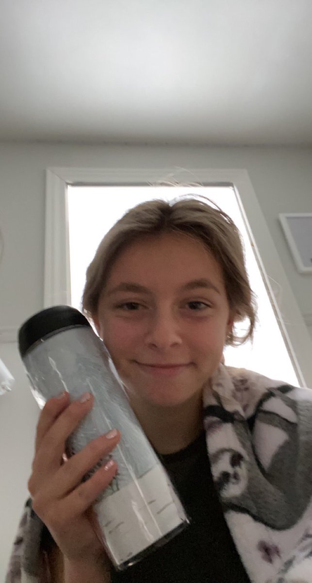 RochesterKey's tweet image. We started December off strong with the first Kindness Challenge of the month! Our members were kind to themselves and the Earth by drinking out of reusable bottles as opposed to disposable!