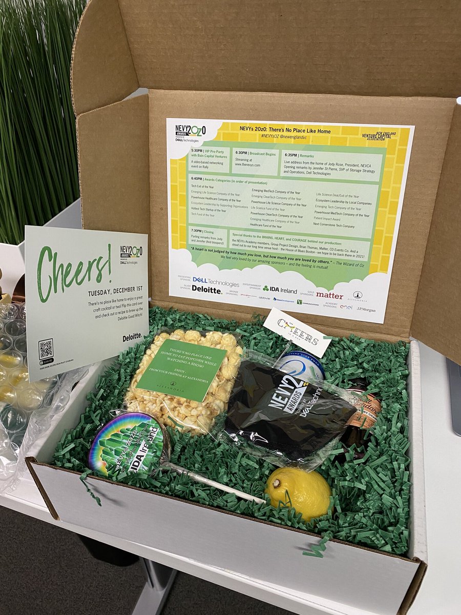 Great night at DUST HQ watching <a href="/NewEnglandVC/">The New England Venture Capital Association</a>'s annual #theNEVY's. We were honored to be nominated in the emerging tech of the year category alongside so many hardworking companies. Congrats to Reggora on a well-deserved win. #NEVYsOZ