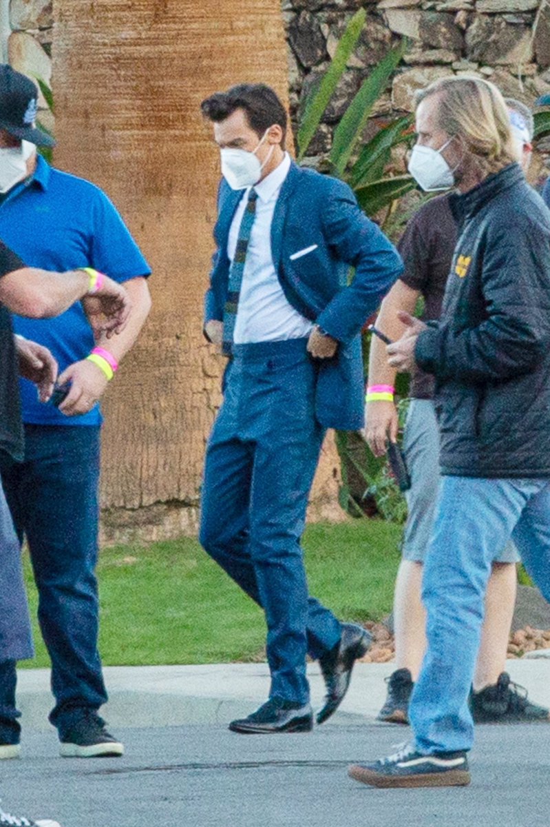 harry styles as john mulaney, a thread