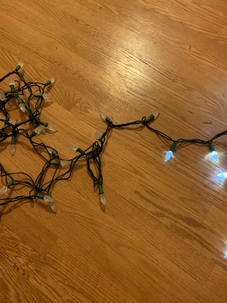 CollDebi's tweet image. 10 boxes of @Nomalighting Christmas lights. Only 5 work. At least they are consistent in their inconsistency. New bulbs and changed fuse don’t fix. Any suggestions for different bulbs #badproducts