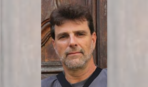 UBDivulga's tweet photo. Eduardo Mateos, professor a @BiologiaUB, és expert en la taxonomia, ecologia, filogènia i filogeografia d'invertebrats, especialment de la fauna edàfica. Forma part de l’equip del projecte #ToctocUB, descobreix la seva xerrada: https://t.co/4I2vXFv5d0. #Quiésqui #WorldSoilDay https://t.co/SwugQ1CsuI