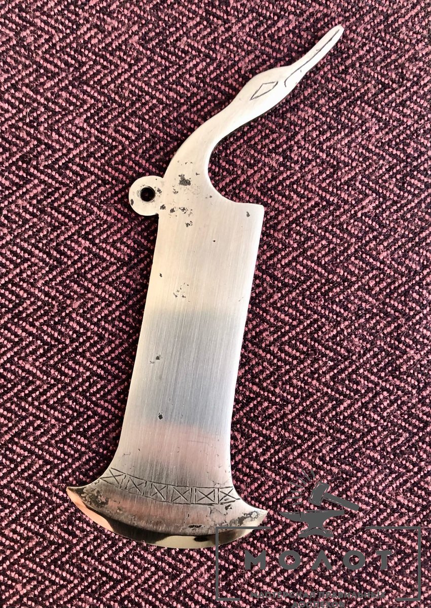 Stanislav883's tweet photo. Carthage razor version 4 in.
Версия бритвы из Карфагена 4 в.

#бритва #Карфаген #инструмент #принадлежности #подбородок #бритье #скобление #razor #Carthage #tool #accessories #chin #shaving #scraping https://t.co/fcZQDTNdcT