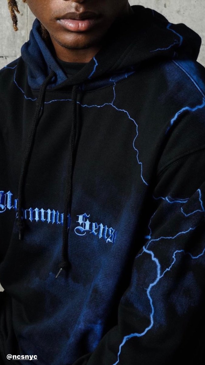 candy_creo's tweet image. 【NOT COMMON SENSE】
・
・
・
LIGHTNING HOODIE
in store now!!
・
・
・
#ncs
#notcommonsense
【Ricordo】リコルド
営業時間: 11:00-20:00
熊本市中央区手取本町4-10 ミドリヤトーキビル2F
全国発送通販可能
お問い合わせはDMにて。
OFFICIAL WEB STORE
ricordo2018.thebase.in/search?q=LIGHT…