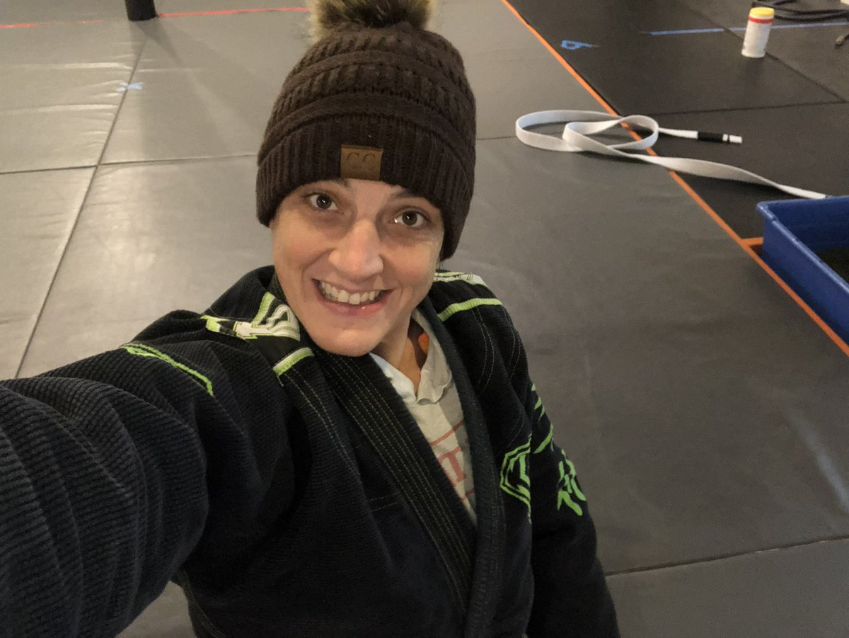 Always a great night @ #KMAA! Wish I could keep my boggin on during #BJJ...lol. 🤣
Stayin ready & waitin on the next call! #Phoenix #PhoenixRising #Bellator #BellatorMMA #InvictaFC #Featherweight #PFL #Lightweight #UFC @rich_chou @SugarRaySefo @Mickmaynard2 @seanshelby @shanknapp https://t.co/pnyRkKRvX4