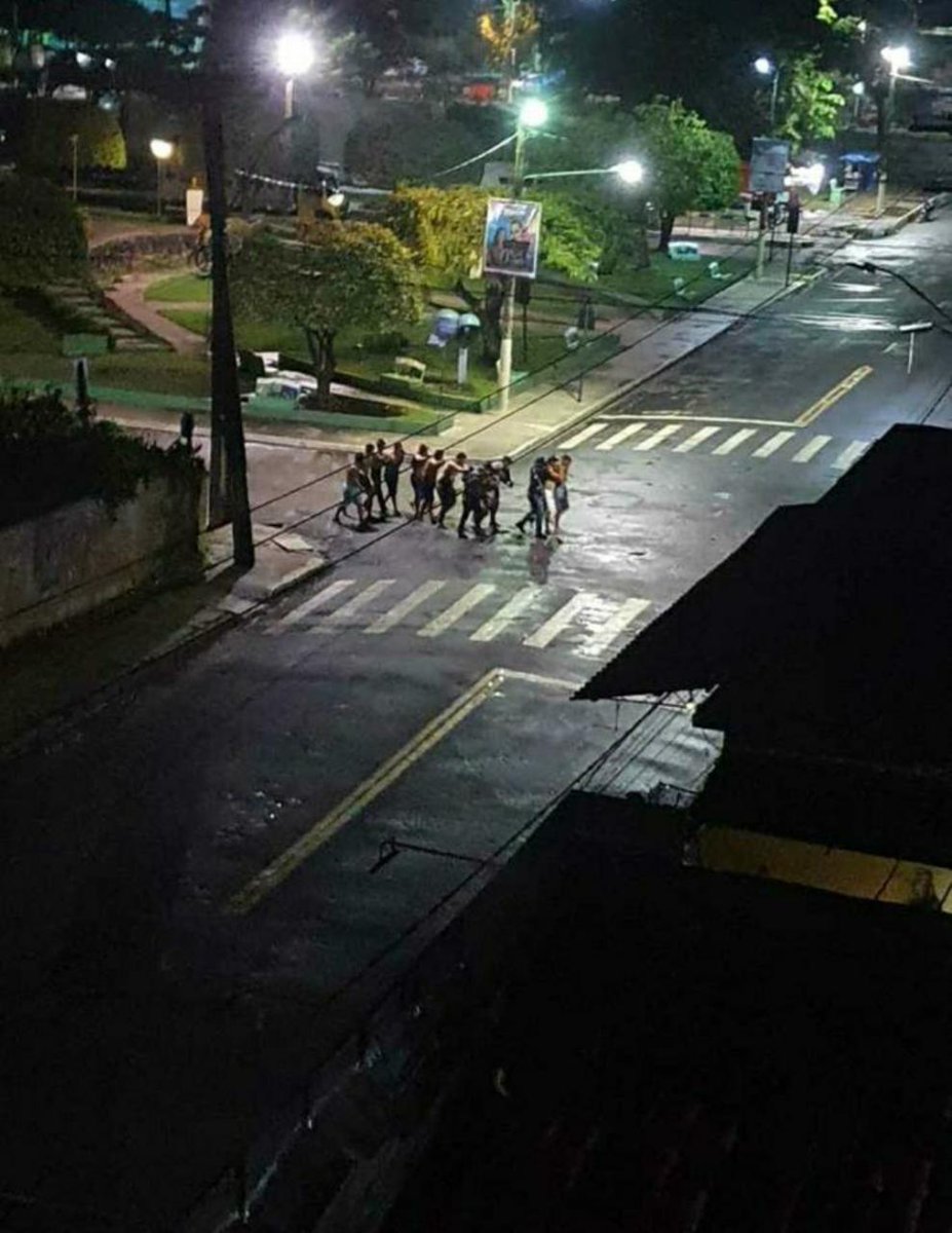 EderMauroPA's tweet photo. Novas imagens do assalto em Cametá/PA https://t.co/ownSqLvhyc