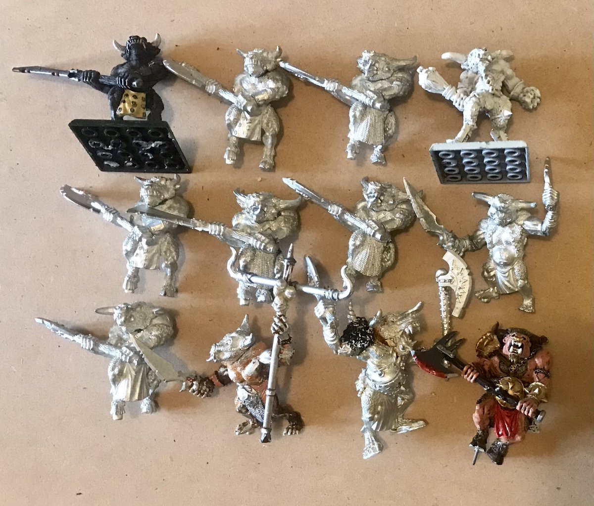 Paul89487518's tweet photo. This #WIP Wednesday I am finishing off some projects and prepping for #ahpc Basing some #trollslayers for #WHFB and building some centigors and a “Minobus” for my #beastmen. In between Blood Bowl games that is :-) https://t.co/rMJ8cQHv7C