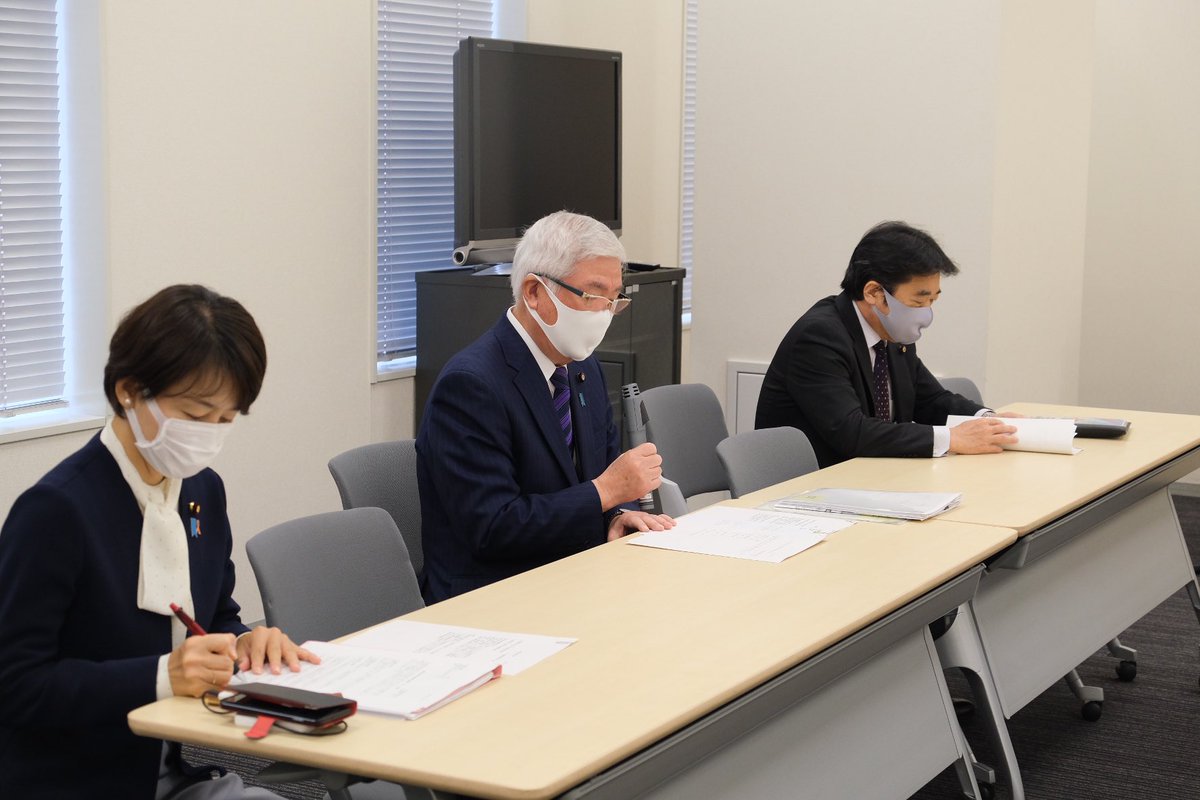 DPFPnews's tweet photo. 【代表選】事前説明会を開催 

2日、参議院議員会館内で国民民主党代表選挙の事前説明会が行われました。立候補者の確定は8日の告示日です。

https://t.co/ssq3ZzwxRM https://t.co/CHaECUqVH5