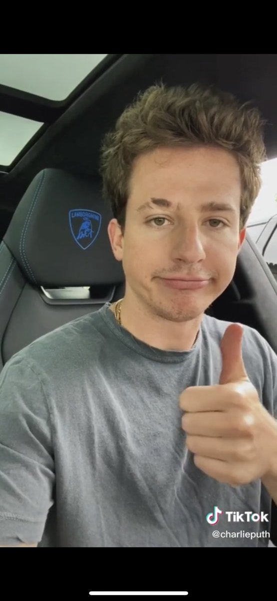 charlieputh_jp's tweet image. 今日12/2はチャーリーの29歳の誕生日です😊🎂
チャーリーお誕生日おめでとう🎉

#HappyBdayCharliePuth
#CharliePuth #チャーリープース
@charlieputh