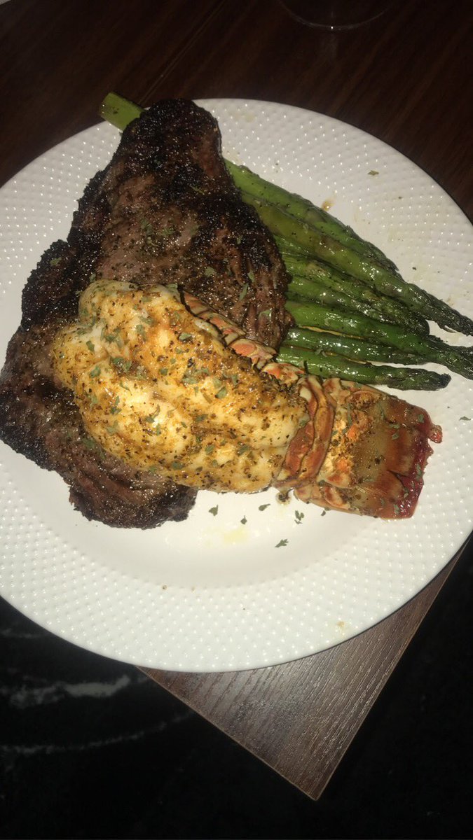 BisonBleue's tweet photo. Diet begins today! https://t.co/RGBNPPAf3Z