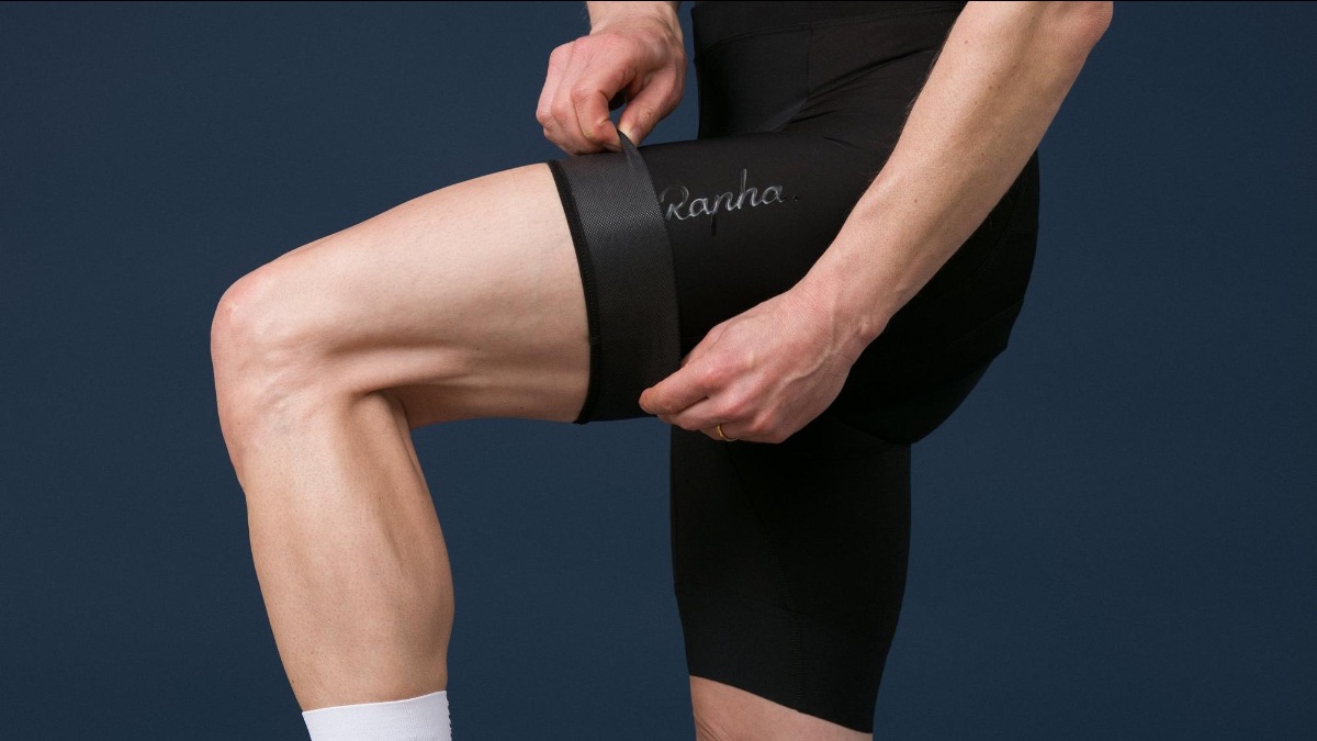 iRideWgtn's tweet photo. Rapha Xmas ideas at iRIDE - https://t.co/H0EY224DvD Come and check the range out instore or online at https://t.co/Xcj5RaUFCp SPEND $250 get a FREE pair of Rapha Logo socks on iRIDE https://t.co/jRzZ0evfxX