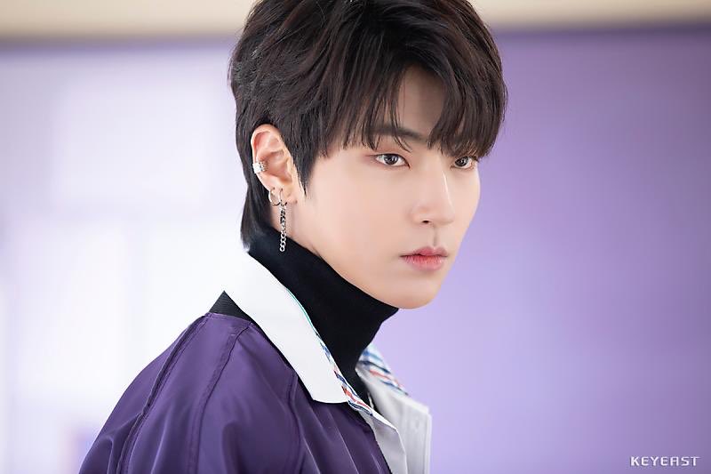 aboyaddict's tweet photo. ซอจุน 😍 #TrueBeauty 
----

Model : Hwang Inyeop
Born : 1991 / 01 / 19
Follow : https://t.co/zcY0Zp6ykV

Source : https://t.co/PmZquhoxqw
----

#aboy #aboyaddict
#WeKnowWhatAgirlWant💋 https://t.co/3xjda47mqH
