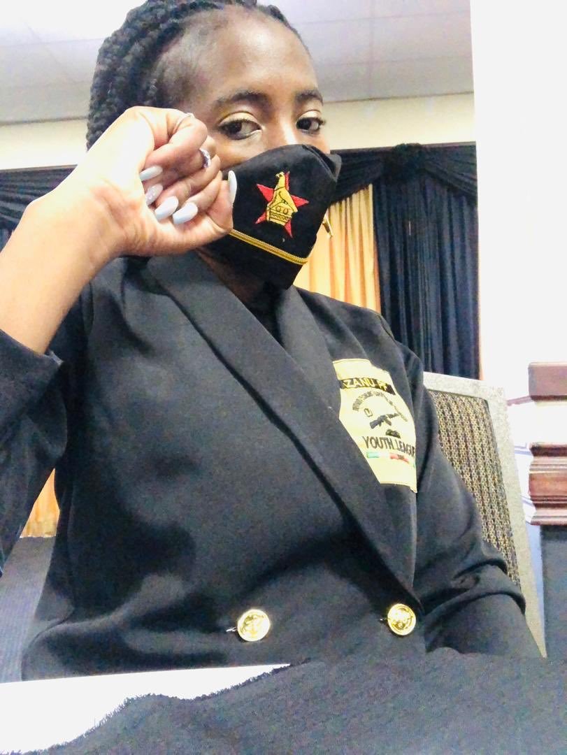 bambi_bambii200's tweet photo. #ZANU PF is the real deal that works, worked &will continue to workβΌ
#PamberiNeZanuPf
#EdCheteChete
#TrustEd
@ChiringaSamuel @Alex_samanyanga @Gugu_WNcube @SimangalisoDub5 @TendaiChirau @FriendsEd @NNehoreka @Mug2155 @TafadzwaMugwadi @Teechihuri https://t.co/nJILqBdjYh