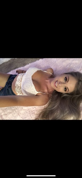 Felt cute might delete later https://t.co/CmD0LEwFmB<a href="/tag/tiktok"class="tags"><span>#tiktok</span></a><a href="/tag/bussitchallenge"class="tags"><span>#bussitchallenge</span></a><a href="/tag/forgottopostearlier"class="tags"><span>#forgottopostearlier</span></a>