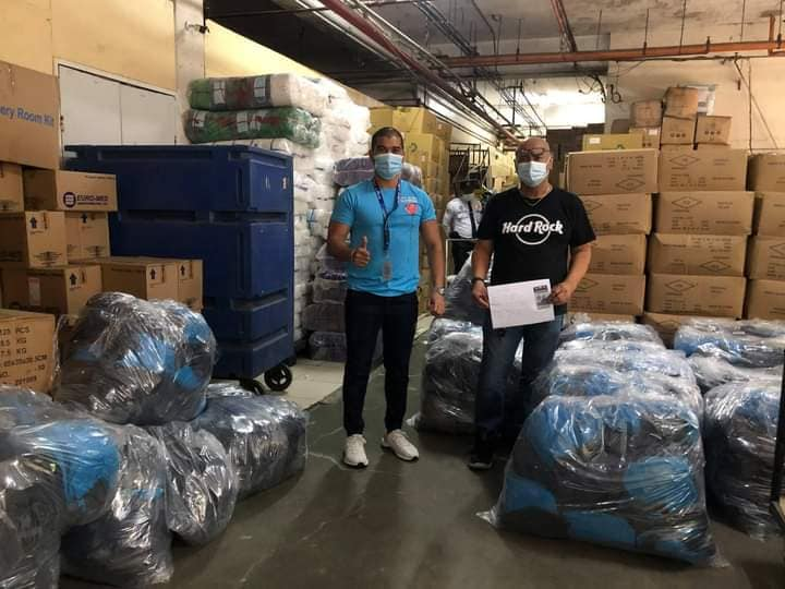 AikaCoach's tweet photo. There's no action too big or too small when it comes to helping those who are in need. Our appreciation to all AIM Global distributors worldwide!
Successful #AliveFoundation Outreach Program for the Covid patients of East Avenue Medical Center, Quezon City.
#ALIVEInAction https://t.co/6iOq8QQ5xE