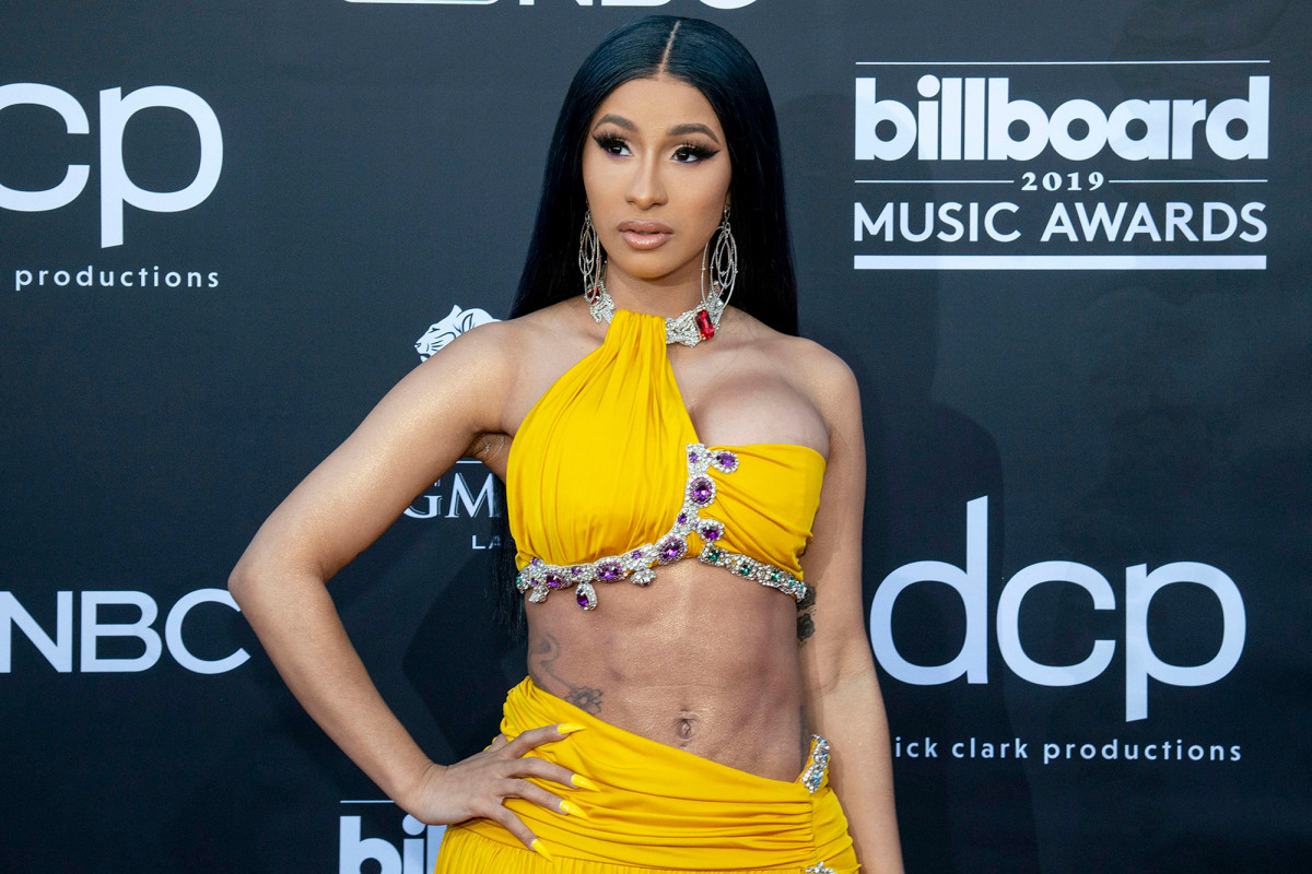 Cardi B apologizes after Thanksgiving celebration backlash