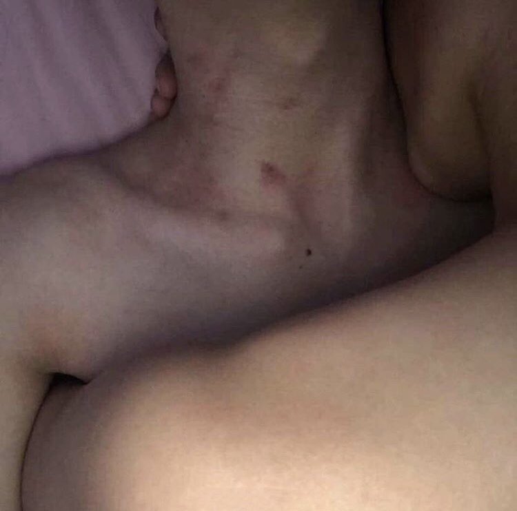Bb0unslave's tweet photo. #BrightGulf 🔞 AU! 

                 • i r r e f u t a b l e •

- - - Kisah panas yang terjadi antara Gulf—si pesuruh kantor dengan Bossnya, Bright. Akibat sebuah klip berdurasi tak lebih 2 menit, malam itu berubah menjadi malam yang takkanseperti bisa mereka lupakan. - - - https://t.co/h2WXfX5t7p
