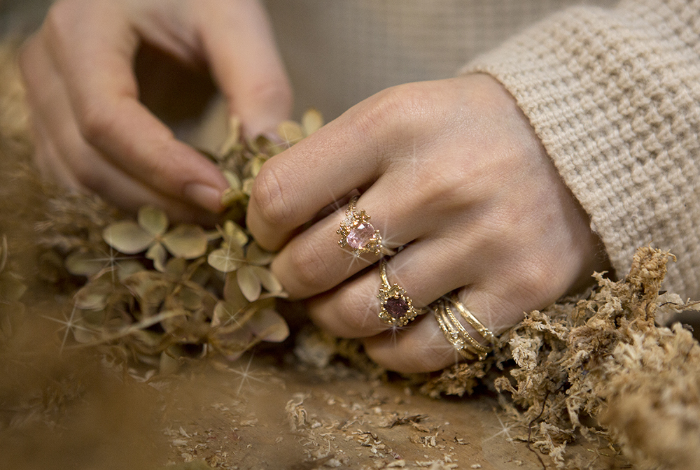 For our Christmas campaign this year, we wanted to celebrate the natural world, so we've teamed up with local London florist, Still Life Flowers. mailchi.mp/5dd2b28c7214/c…