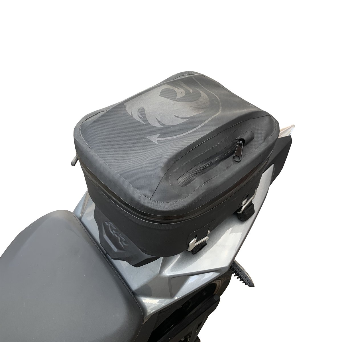 Flyingsologear's tweet photo. Okay legends, it's happening! Tully Tailbag pre-orders start 6 December. Compact, waterproof, indestructible, modular, stackable #motorcycleluggage for the sportsbike in your life. Get on board: https://t.co/aXKktuOmID
#sportbikelife #motoluggage #tailbag #tailpack #s1000rr https://t.co/iJCnIELKbW