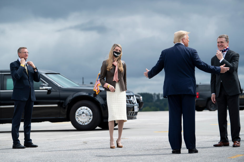 bindyb123's tweet photo. #GeorgiaTrumpRally
December 5th 
#KeepTheSenateRed
#WeLoveTrump https://t.co/RjQGhG1wiT