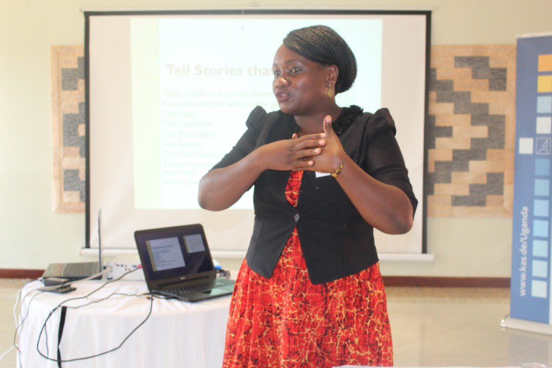 ‘Go beyond what the politicians are saying’ @bettymujungu in her presentation on the critical issues for journalists in #Rwenzori as #UGDecides2021 says the media must rise above tribal and cultural sentiments and report all issues objectively!