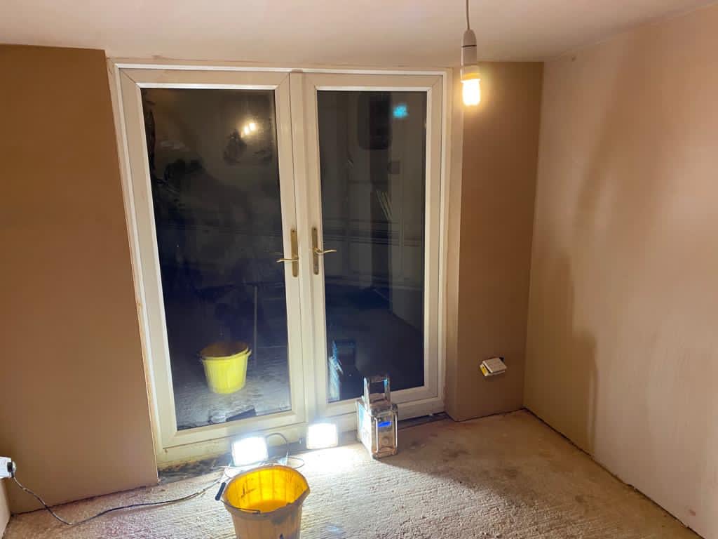 sbuildplaster's tweet photo. Garage conversion in tonbridge by simply build and plaster ltd https://t.co/K9vKDuJlDO