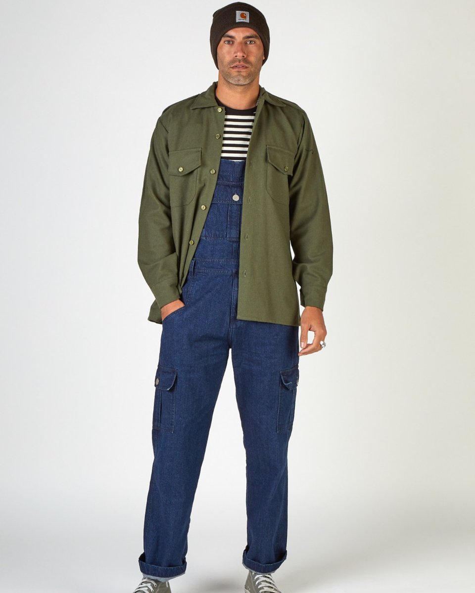 DungareesOnline's tweet photo. We're throwing it back to the 90s with the LEE Mens Cargo Pocket Denim Dungarees, designed for comfort and utility.
#denimdungarees #denim #dungarees #mensdungarees #mensoveralls #cargostyle #cargopockets #mensstyle #utilitystyle #denimoverall #manchester #manchesterfashion https://t.co/5GNKWFZnCc