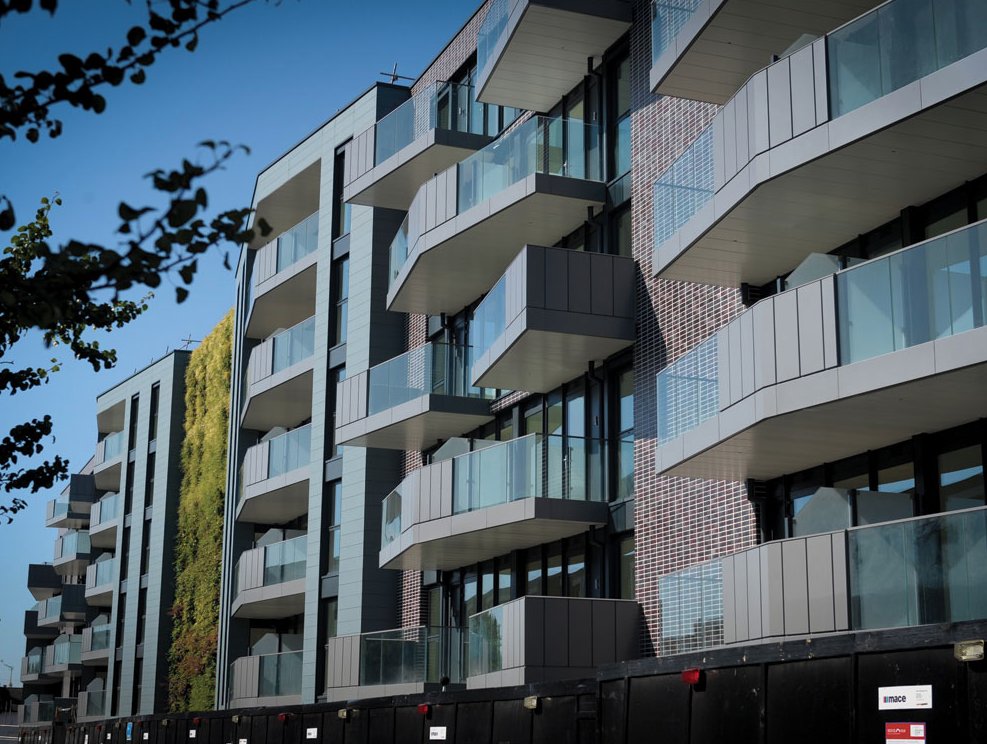 ArchitectsDF's tweet image. Three years after Grenfell there are still many high-risk residential buildings with some form of dangerous cladding. @PSP_Arch discusses their support for the replacement of unsafe cladding systems. Read more here: ow.ly/kIbX30rmJ1I

#ACMCladding #ReplacementCladding