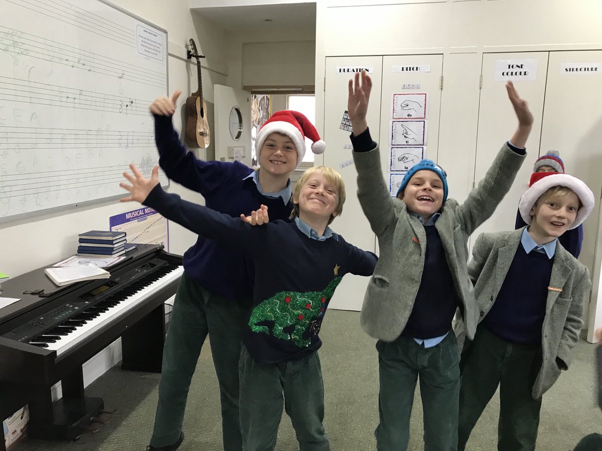 Christmas cheer in music on this fine Wednesday! #NWSnlChristmas ⁦@NWSnorthcote⁩ ⁦<a href="/NWSnl_Form2/">Form 2 | Northcote Lodge</a>⁩ ⁦<a href="/NWSnl_Music/">Music | Northcote Lodge</a>⁩