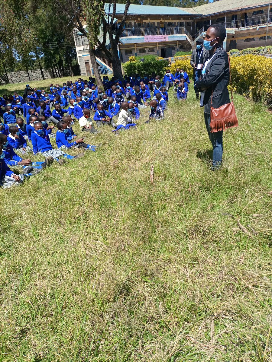 NjapitMwaana's tweet photo. Today was all about schools!
We took the gospel to our young siblings in highschools and Primary school!
We are making sure everyone is aware and can help flatten the curve!
Ni jukumu letu sote!
#EUAmrefOnCovid19 
@YEDNetworkKe https://t.co/mg0YasQulG