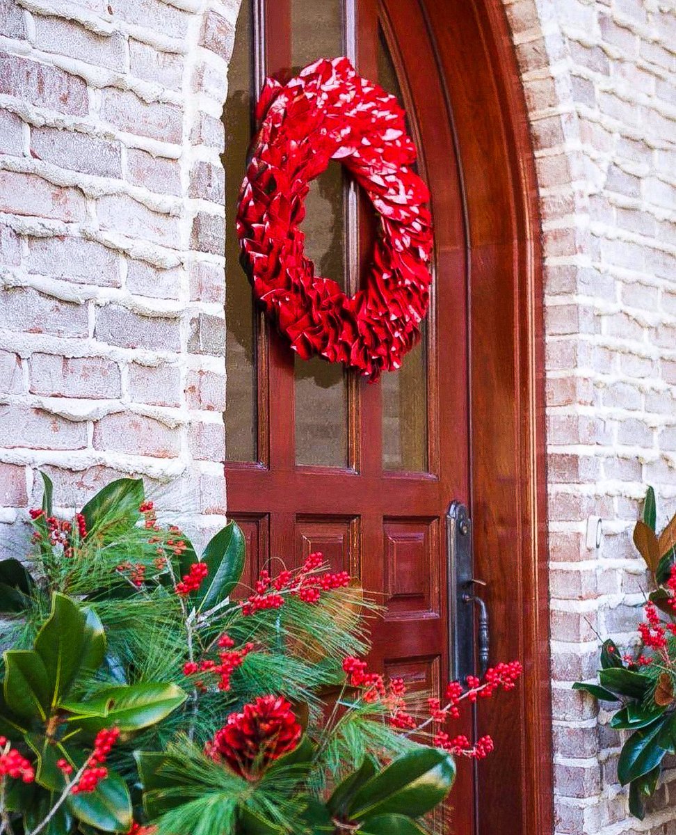 AmosEvents's tweet image. Now that Thanksgiving is over it’s time to answer the door and welcome Christmas in!