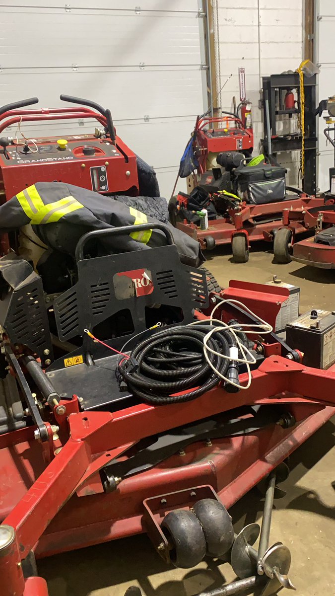 Aztecloco's tweet image. Half easy done they the night and still a lot of work left