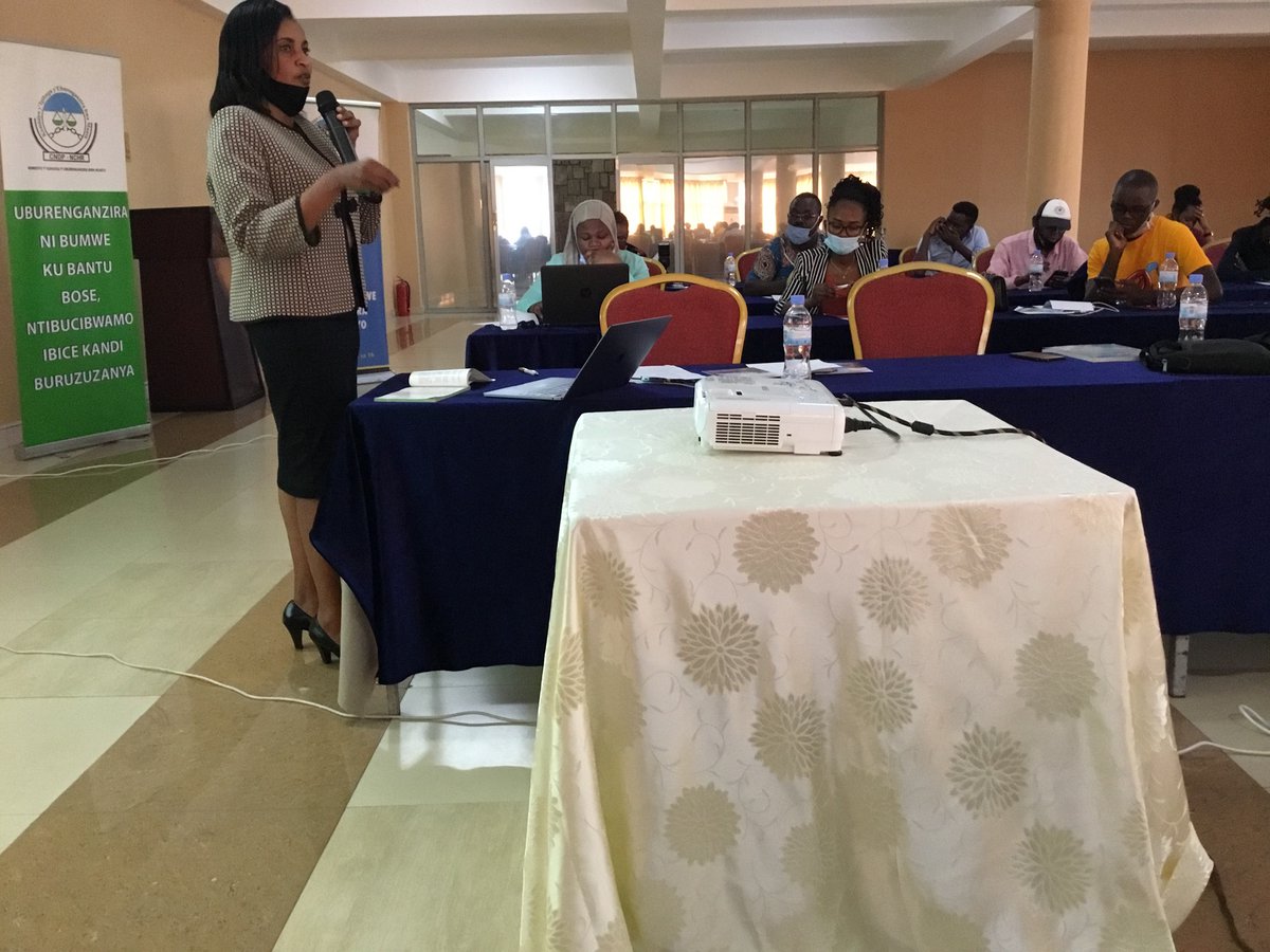 Abanyamakuru bahawe ikiganiro ku Masezerano Mpuzamahanga yerekeye Uburenganzira bwa Muntu mu by’Imbonezamubano na Politiki <a href="/RwandaMedia/">Rwanda Media HC</a> <a href="/RwandaParliamnt/">Rwanda Parliament</a> <a href="/RwandaGov/">Government of Rwanda</a> <a href="/JusticeSectorRw/">Justice Sector</a>