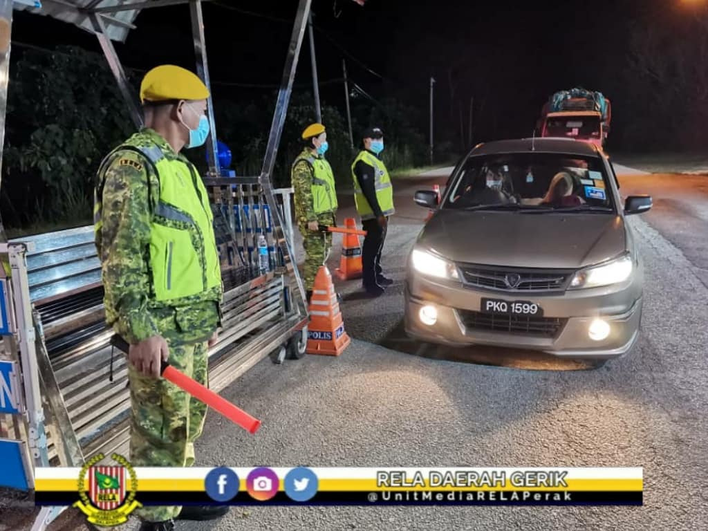 rela_gerik's tweet photo. Gambar Penugasan Sekatan Jalan Raya bersama PDRM di Daerah Gerik
Tarikh:2hb Disember 2020(Rabu)
UMR|Daerah Gerik

@relamalaysia 
@KPrelamalaysia 
@yahyakgc 
@kamarudin_rapig 
@RELA_Perak https://t.co/UxHlv8rHDm