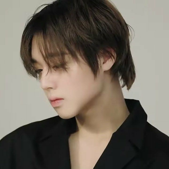 ark_ttu's tweet photo. # นิวโผไฝ หล่อหล่อหล่อหล่ออย่างพ้มแร้วคัยจาทนไหวเล่าาาาา https://t.co/aLj3Yltq2t