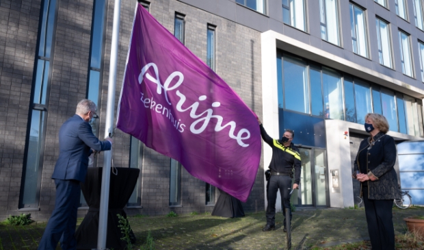 Voormalig hoofdkantoor politie wordt kantoor Alrijne Ziekenhuis - ..