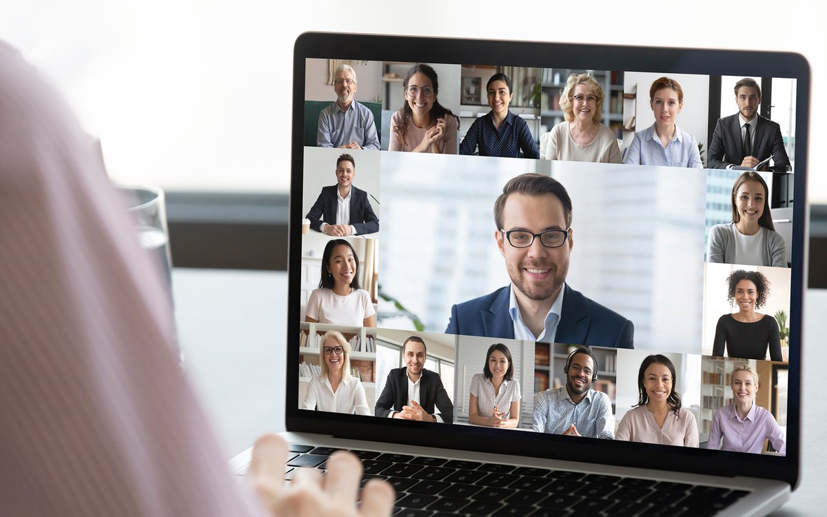 H2biz's tweet photo. Le #convention aziendali sono sospese causa Covid? #Digitalizza il tuo evento in 3D con #H2event. Potrai gestire una convention virtuale che avrà le sembianze di un incontro reale, mostrare i risultati aziendali, premiare la #rete commerciale. Info https://t.co/57K9WcZnNE https://t.co/Q2JNrFil1o