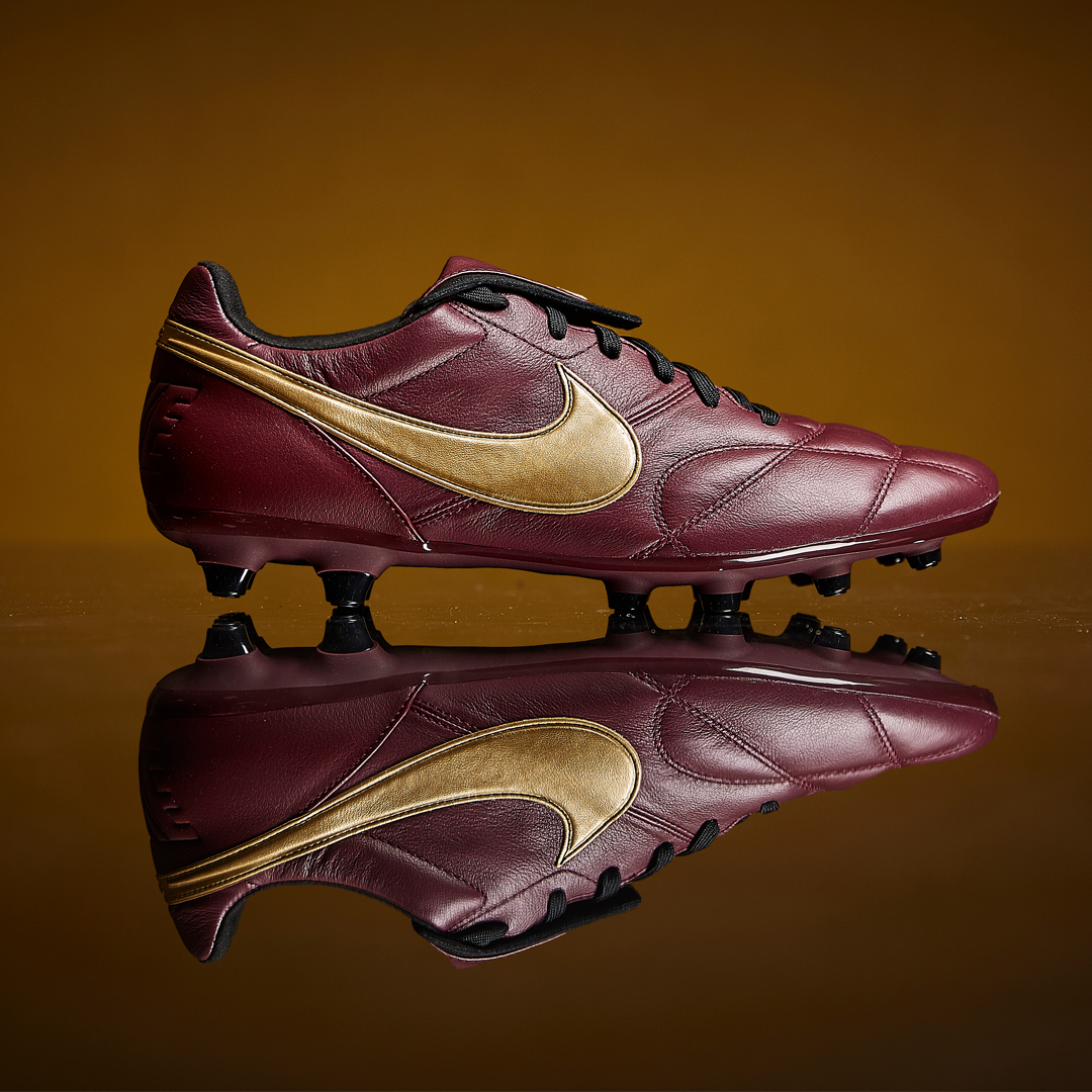 Samuel I read a book Thaw, thaw, frost thaw Pro:Direct Soccer on Twitter: "Just dropped ❄️ What we saying about this  new colourway? 🔥 Nike drop the latest Nike Premier II FG in "Dark  Beetroot/Metallic Gold/Black" 👌 Available NOW at Pro:Direct