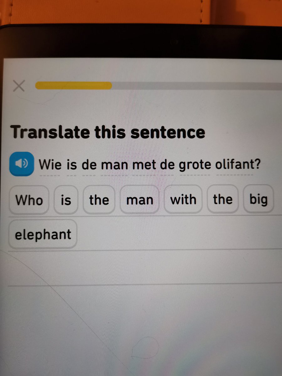 PAULASTEWART38's tweet photo. 200 days of learning Dutch in lockdown and these are the best questions they can come up with?? 😂🐘🤦‍♀️ https://t.co/h8tVMdw10T