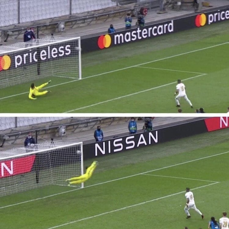 Charly__Bess's tweet photo. Tu sens que @dimpayet17 s’est bien entraîné à les tirer. La précision et la similitude des deux c’est impressionnant 💪🏼 #TeamOM https://t.co/OylupcOz3o