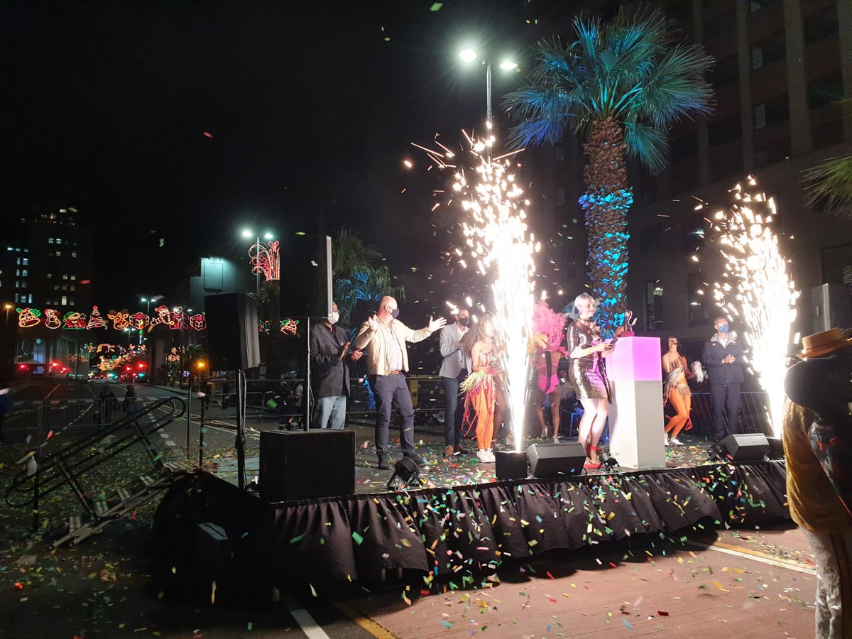 VosJames's tweet photo. CONGRATS!!!! Cape Town has been voted the World's Leading Festival and Event Destination 2020 at the World Travel Awards. This is the second time in three years. #SimplyTheBest🥳🥳🥳🥳 https://t.co/jWPNtkNgnA