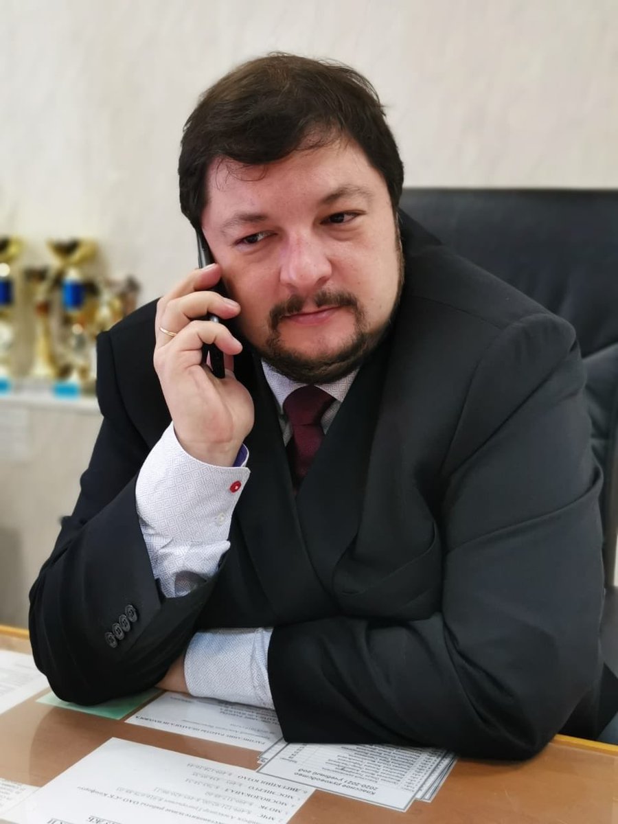 SmetlevV's tweet photo. Вчера стартовала Декада приемов граждан ко Дню рождения ЕР.
Как сторонник партии сегодня провёл личный приём по телефону. Ко мне обратился житель дома по улице Арх. Власова с просьбой о содействии в установке пандуса. Надеюсь, что данную проблему удастся решить в ближайшее время. https://t.co/K2wgbGb7XZ