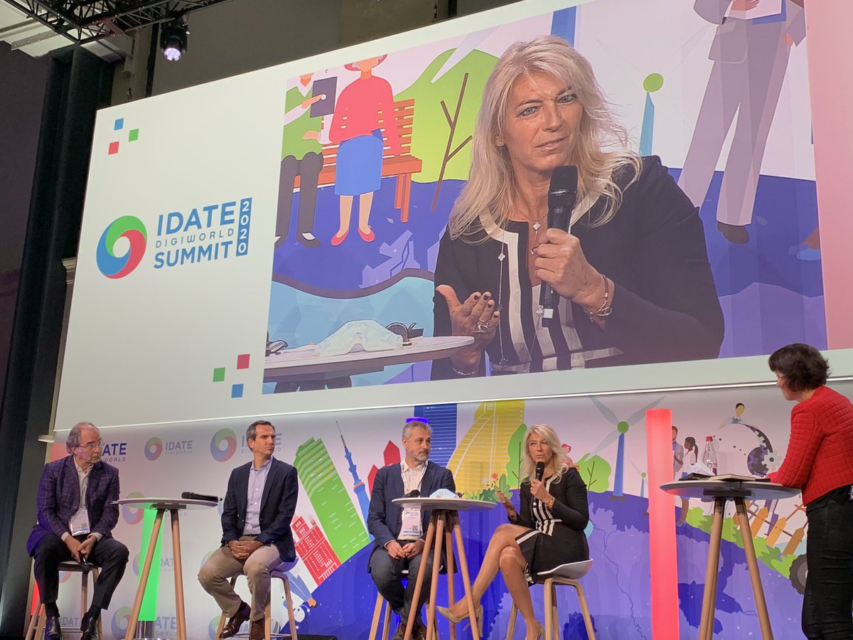 A l  IDATE DigiWorld sommet Beatrice Kosowski  Présidente IBM France rappelle les gains et réalisations de nos clients autour de l’adoption du #cloudhybride en mode ouvert et les Technologies de la #datas et de l #intelligenceartificielle et les industries