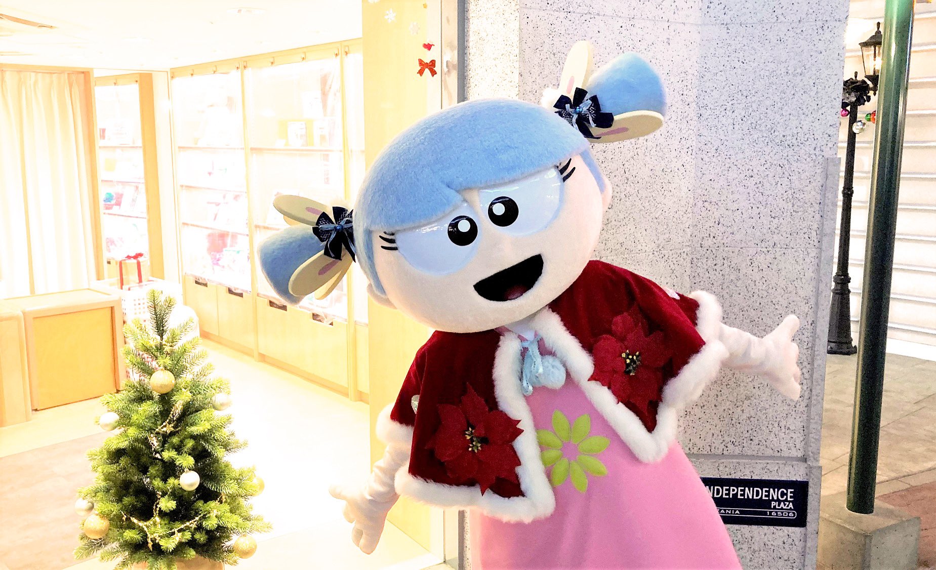 キッザニア甲子園 公式 On Twitter クリスマス衣装のビータを発見 かわいい まだハグやハイタッチはできないけど みなさんをお出迎えしていますので 会いに来てくださいね キッザニア