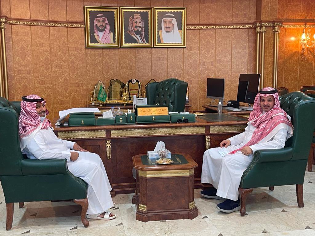 s2da_1's tweet photo. قام سعادة وكيل الأمين لبلديات المحافظات الأستاذ محمد بن حسن الزهراني بزيارة لبلدية غميقه شرق محافظة الليث امس الثلاثاء الموافق ١٤٤٢/٠٤/١٦.

وتفقد خلال الزياره سير العمل بالبلدية وزيارة المراكزالتابعه والوقوف ميدانياً على الخدمات المقدمة والمشاريع الجاري تنفيذها. https://t.co/4hLC3kfC2V