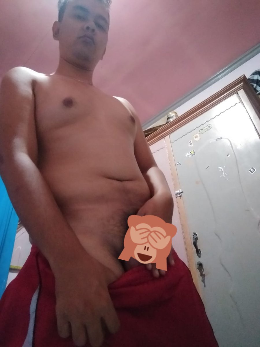 Rdinata5's tweet photo. abg satpam hotel,
yuk,yg mau lhat video dya coli ma ml.
orang ny hyper,mau tunangan.
😀📩🤤💯 https://t.co/qHrjNntVt1