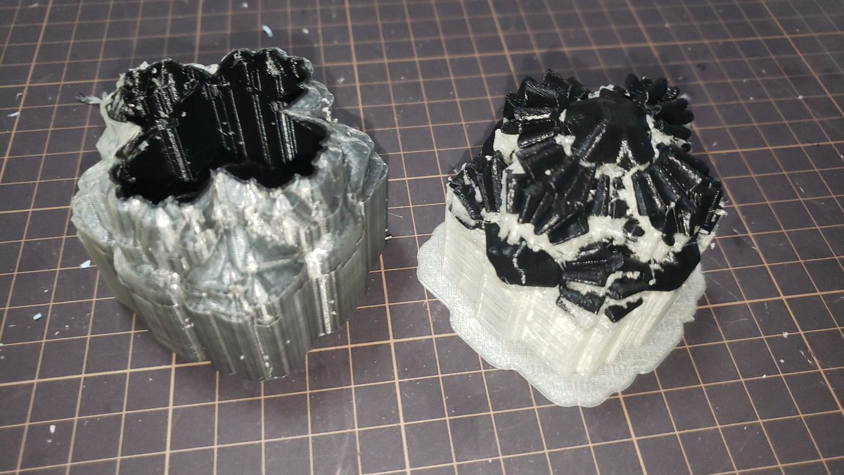 darkmatter159's tweet image. Creator Pro2の開封、2色印刷、水溶性サポートの紹介をしてます
購入された方の参考になれば嬉しいです(*'▽'*)♪
前編→youtu.be/wcpZAHz5fjk
後編→youtu.be/l01dDMQXEz8

#FLASHFORGE
#CreatorPro2
#3dプリンター
#3dprinting